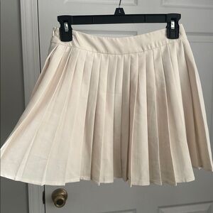 Commense Cream A-Line Pleated Skirt